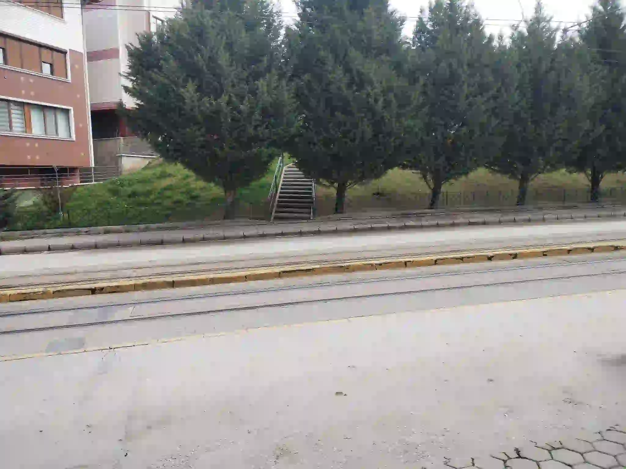Dış Kapıdan Cadde